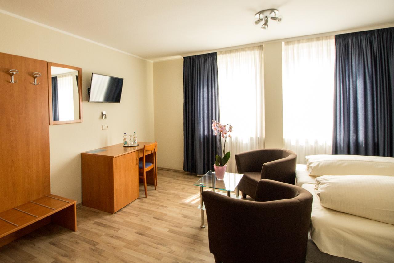 Hotel Reutlinger Hof Reutlingen Extérieur photo