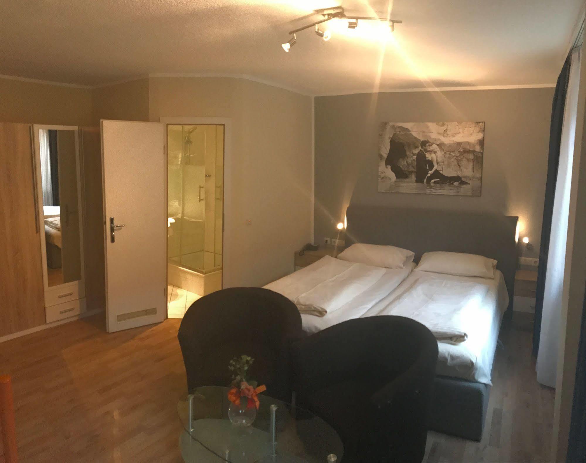 Hotel Reutlinger Hof Reutlingen Extérieur photo